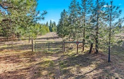 12818 BRIDGES RD, ELK, WA 99009