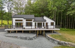 862 W Neck Road, Nobleboro, ME 04555