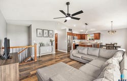 704 Cottonwood Dr, Harrisburg, SD 57032