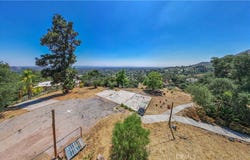 947 N Glendora Avenue, Glendora, CA 91741