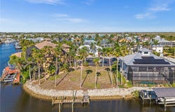 17890 Grey Heron Court, Fort Myers Beach, FL 33931