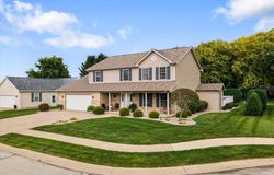 531 Lissaaron Drive, Winchester, IN 47394