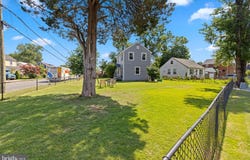2005 ROANOKE STREET, HYATTSVILLE, MD 20782