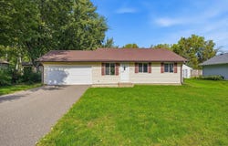 2657 5th Street E, Maplewood, MN 55119