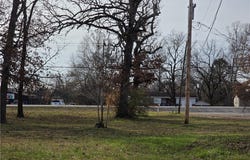 W Main, Charleston, AR 72933