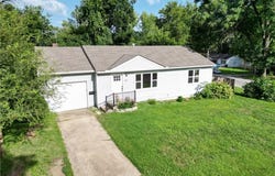 411 7th Terrace, Warrensburg, MO 64093