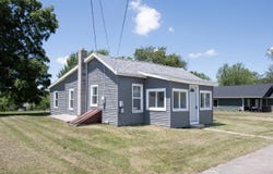 1210 Town Street, Kendallville, IN 46755-2205