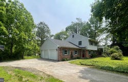 21 LONG LANE, MALVERN, PA 19355