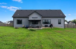 12 Cornerstone Drive, Alvaton, KY 42122