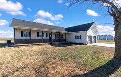828 State Highway CC, Oran, MO 63771