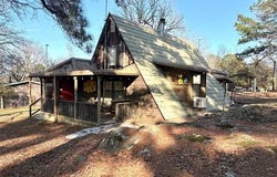 979 County Line Road, Eufaula, OK 74432