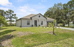 160 Eureka Avenue NE, Palm Bay, FL 32907
