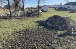 307 E Main Street, Saratoga, IN 47382