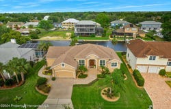 11972 W Riverhaven Drive, Homosassa, FL 34448