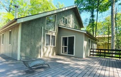 62 EAST CREEK VIEW DRIVE, GOULDSBORO, PA 18424