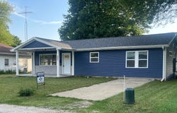 331 Westmore Drive, White Hall, IL 62092