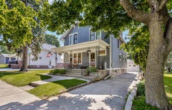 1326 S 8th St, Manitowoc, WI 54220