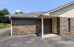 1102 S Mena Street, Mena, AR 71953