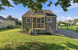 3122 Indiana Dr, New Kensington, PA 15068