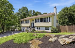 22 Mary Dr, West Boylston, MA 01583