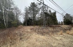 221 Bucksport Road, Ellsworth, ME 04605