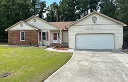 403 Smoke Tree Place, Midway Park, NC 28544