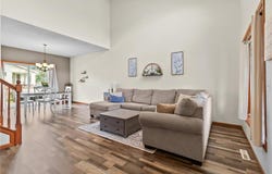 21312 Hytrail Circle, Lakeville, MN 55044