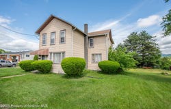 1010 Wood Street, Old Forge, PA 18518