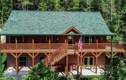718 Rocky Flats Rd, Cosby, TN 37722