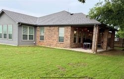 601 Mathew Street, Grandview, TX 76050