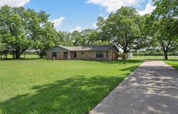 206 Timber Creek Road, Waco, TX 76705