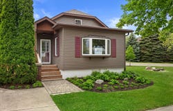 752 Wells St, Lake Geneva, WI 53147