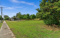705 Bullard St., Roseboro, NC 28382