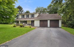 656 JULI DRIVE, NEW FREEDOM, PA 17349