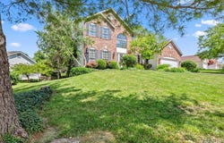 1334 Auburn Hills Dr Drive, St Charles, MO 63304
