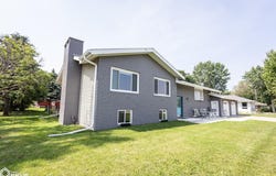 912 9Th Street NE, Belmond, IA 50421