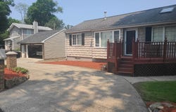 105 Wills Ave, Hopatcong Boro, NJ 07874-2335