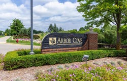 3872 Arbor Drive, Auburn Hills, MI 48326