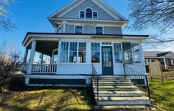 147 Main Street, Newport, ME 04953