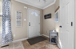 102 Castle View Dr, Kennedy Twp, PA 15136