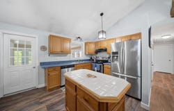 21 Evergreen Drive, Goffstown, NH 03045