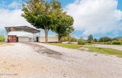 7442 N Jackson Hwy, Magnolia, KY 42757