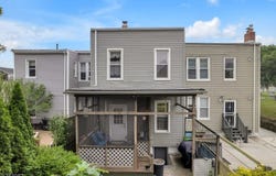 470 Mallory Ave, Jersey City, NJ 07306-7015