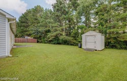 102 Willowbend Drive, Burgaw, NC 28425