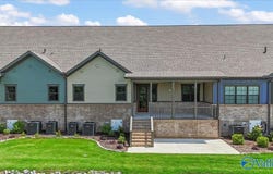 178 Whistling Straits Way, Guntersville, AL 35976