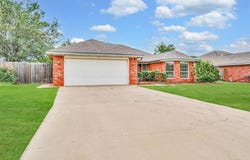 1101 Wendy Lane, Altus, OK 73521