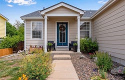 5466 S Shawnee Way, Aurora, CO 80015