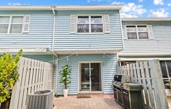 1989 NE 15th Ave, Fort Lauderdale, FL 33305