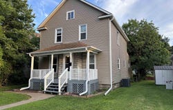616 1ST Avenue, Silvis, IL 61282