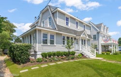 31 Wesley Street, Monmouth Beach, NJ 07750